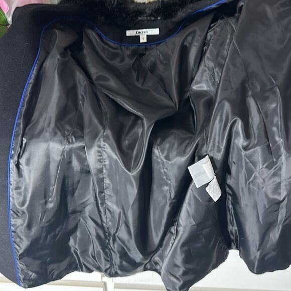 DKNY Black Winter Coat With Fur Collar - Picture 12 of 12